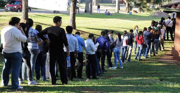 Centrales obreras acompañan proyecto de ley de seguro de desempleo - Nacionales - ABC Color