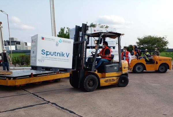 Arribó último lote del segundo componente de vacunas Sputnik-V - Megacadena — Últimas Noticias de Paraguay