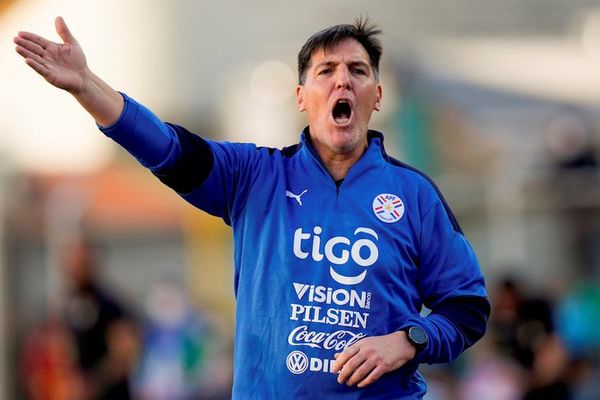 Eduardo Berizzo ya no es el técnico de Paraguay