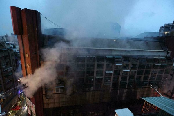Incendio en un edificio deja al menos 46 muertos en Taiwán - ADN Digital