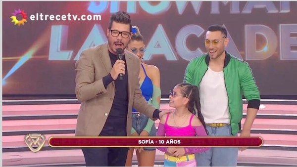 Crónica / FUROR POR BAILARINA. Paraguayita con Tinelli