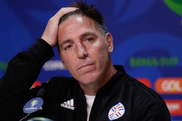 Eduardo Berizzo ya no es DT de la Albirroja