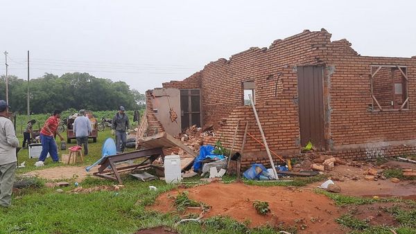 Varios departamentos fueron azotados por una tormenta