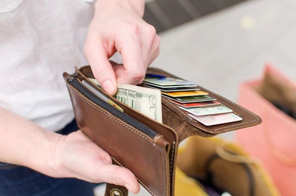 Confianza de los consumidores: Percepción actual aún es negativa, pero mejoran las expectativas - MarketData