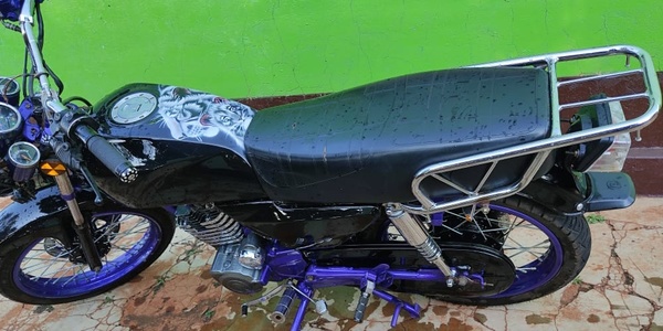 ACCIÓN POLICIAL LOGRÓ RECUPERAR UNA MOTOCICLETA HURTADA