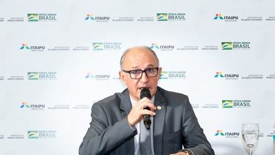 Director brasileño de Itaipú reitera que tarifa bajará desde el 2022