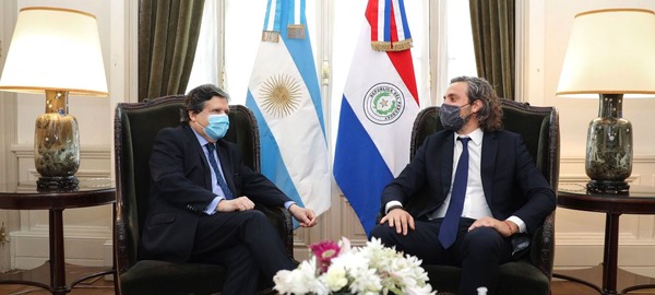 Cancilleres de Paraguay y Argentina sellan reapertura de las fronteras - El Trueno