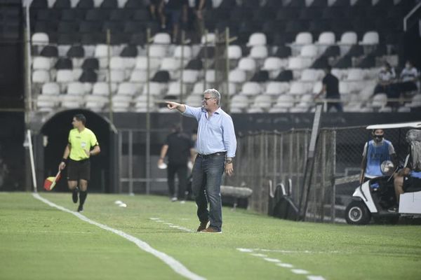 La renuncia de Álvaro Gutiérrez pasó un tema personal - Olimpia - ABC Color