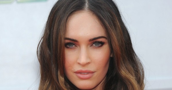Megan Fox revela que padece un trastorno que la hace sentir insegura de su apariencia física - SNT