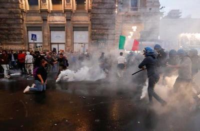 Antivacunas protestaron en el primer día del «pase verde» obligatorio para trabajadores – Prensa 5