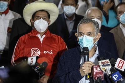 El Gobierno de Perú se ve fuerte pese a que Fitch bajó su clasificación crediticia - MarketData