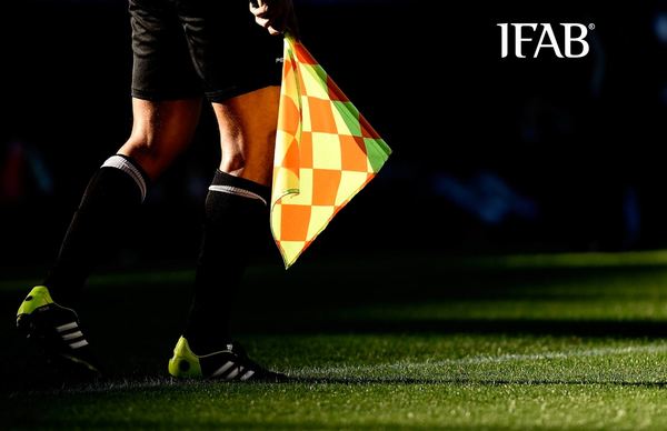 La IFAB revisará la regla del off-side - El Independiente