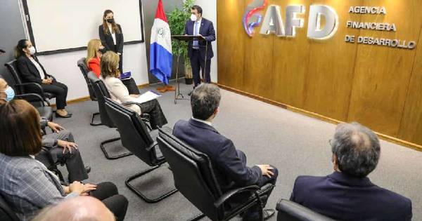 La Nación / El fortalecimiento del sistema financiero tiene mucho que ver con la AFD, destacan