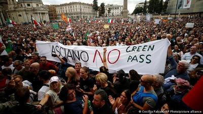 Antivacunas protestaron en el primer día del "pase verde" obligatorio para trabajadores - ADN Digital