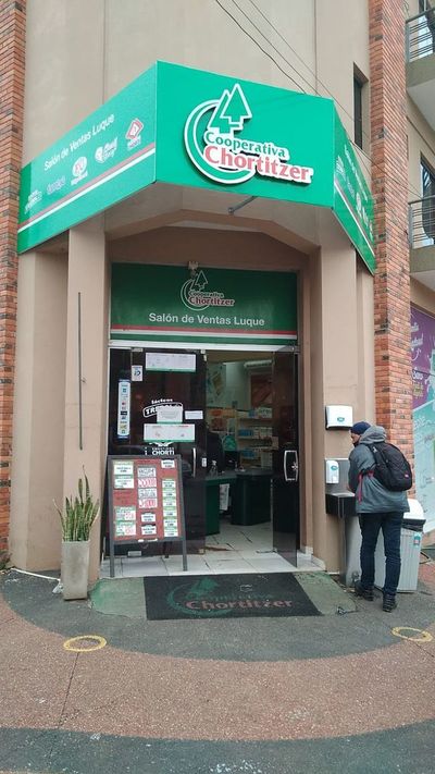 Asaltaron local comercial de Chortitzer minutos antes de que se retirara la recaudación del día - Nacionales - ABC Color