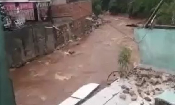 San Lorenzo: Temporal destrozó vivienda - SNT