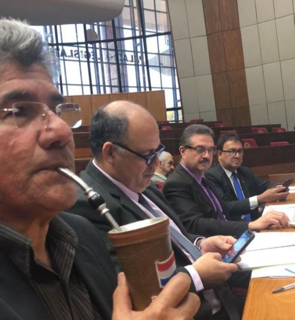 "Chiquito Vale" pide eliminar actual plantel de policías en Amambay