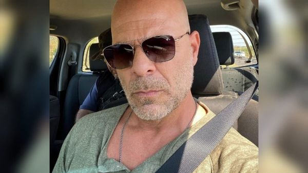 Estallan memes sobre Bruce Willis en Paraguay