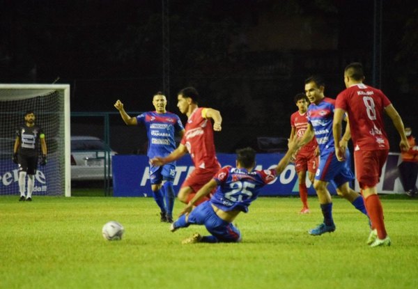 Independiente derrota a Fernando de la Mora y todavía sueña con el ascenso