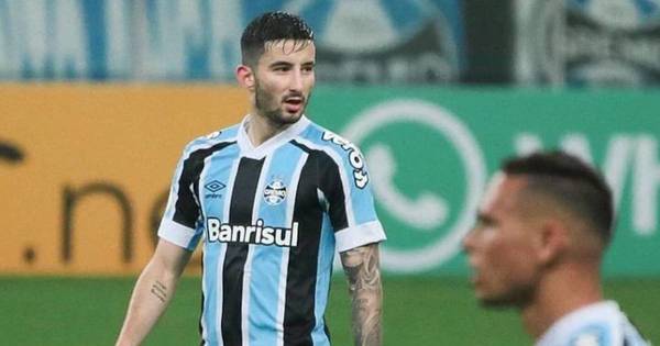 La Nación / Villasanti tiene nuevo técnico