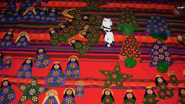 Artesanías  con aires navideños llegan a centro cultural de Areguá