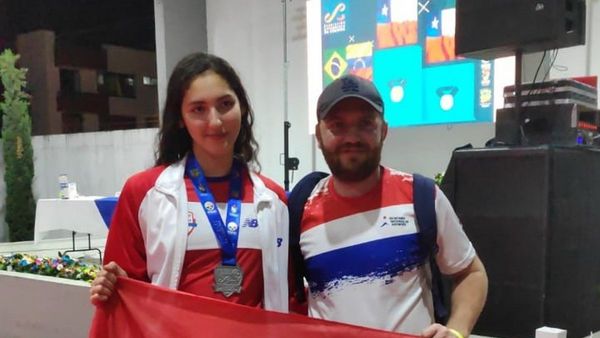 Viveros alza la tercera medalla