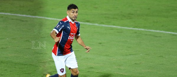 Carrizo: su primer amigo en Cerro, el recuerdo del debut y un mensaje al hincha