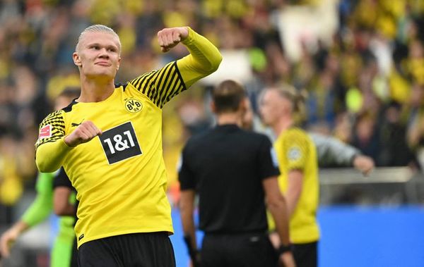 Haaland coloca al Dortmund como líder provisional  - Fútbol Internacional - ABC Color