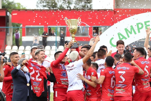 Intermedia: General Caballero de JLM volvió a ganar y recibió el título de campeón - Megacadena — Últimas Noticias de Paraguay