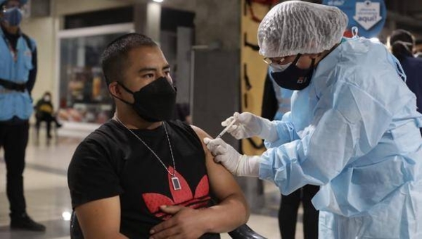Diario HOY | Perú roza la meta de vacunar con dos dosis al 50% de su población objetivo