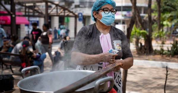 La Nación / Proyecto fotográfico sobre las ollas populares contó con apoyo de National Geographic