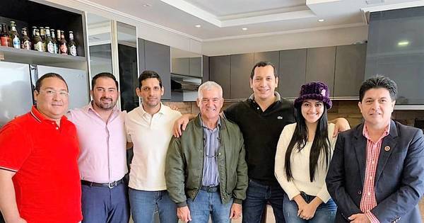 La Nación / Hernandarias: concejales colorados inician trabajos con el intendente Nelson Cano