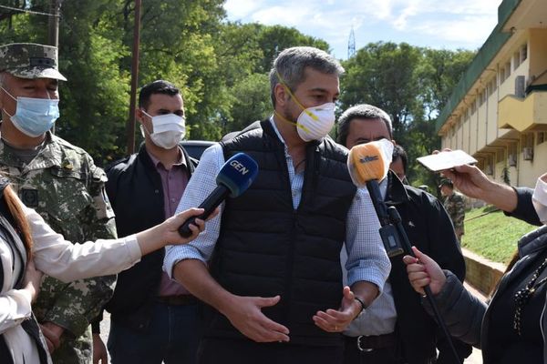 Abdo realiza cambios en cúpula de las Fuerzas Militares  - Nacionales - ABC Color