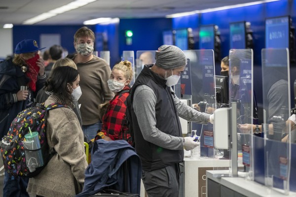 EE.UU aceptará el ingreso de extranjeros inmunizados con combinación de vacunas contra el Covid-19
