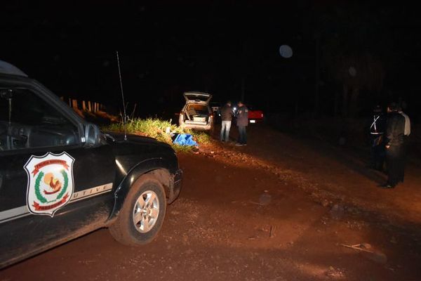 Hallan cadáver con panfleto en Pedro Juan Caballero - Noticiero Paraguay