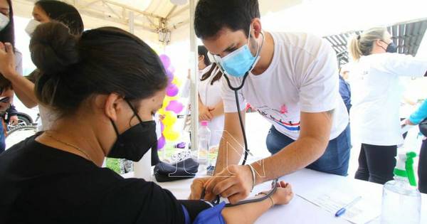 La Nación / Jornada saludable: realizan evaluación y consejería nutricional en la Costanera de Asunción