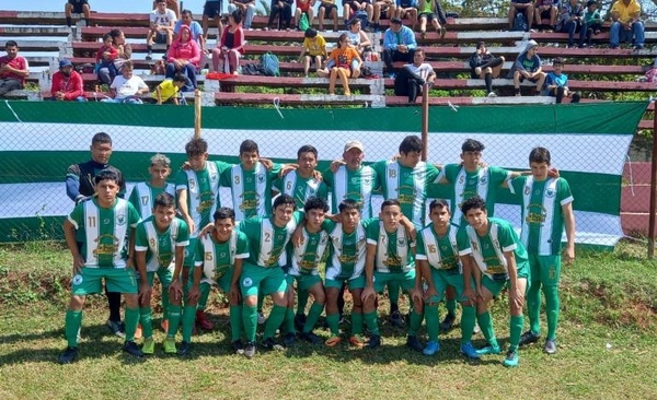 Diario HOY | Los Halcones: forjando un sueño con niños y jóvenes que aman al fútbol