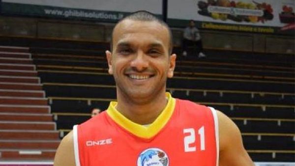 Fallece un jugador de 32 años de la tercera del baloncesto italiano por un paro cardiaco