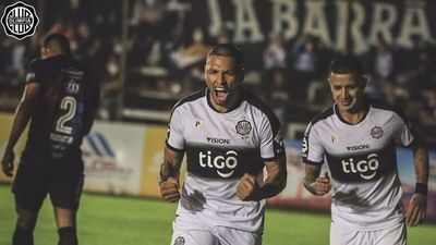 Olimpia festeja en Villarrica en el debut del Emperador