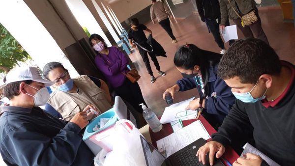 Inician vacunación a devotos, tras la misa dominical en Caacupé