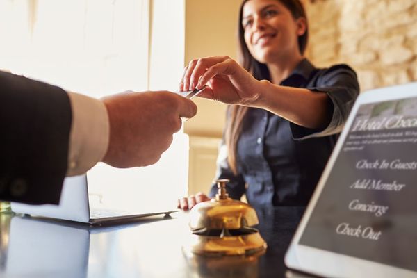 Cambio de paradigma en la hotelería: El reto de promocionar Paraguay a partir del crecimiento del turismo interno - MarketData