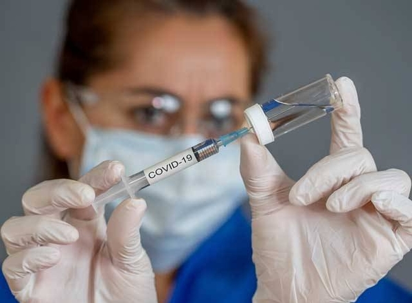 Diario HOY | Combinación de vacunas contra el COVID es efectiva, según un estudio