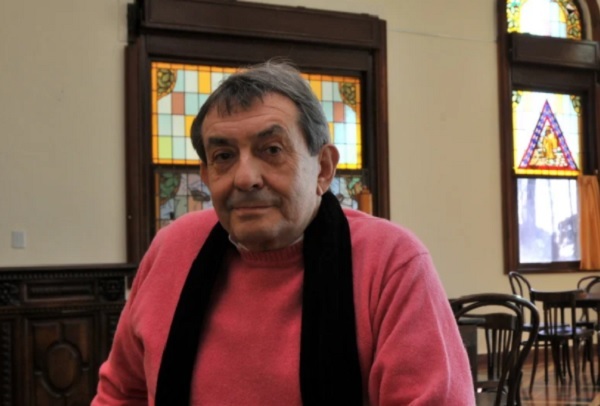 Fallece el escritor y guionista paraguayo Robin Wood