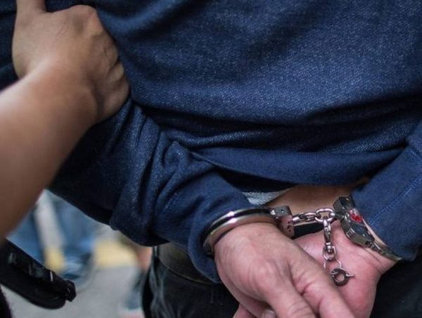 Detienen a presunto líder de una banda de estafadores · Radio Monumental 1080 AM