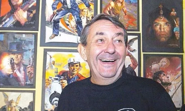 Falleció Robin Wood el guionista paraguayo con cuatro pseudónimos - OviedoPress