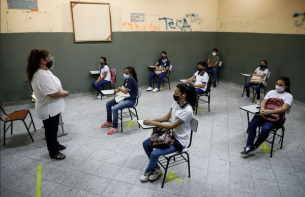 Docentes retoman clases desde hoy