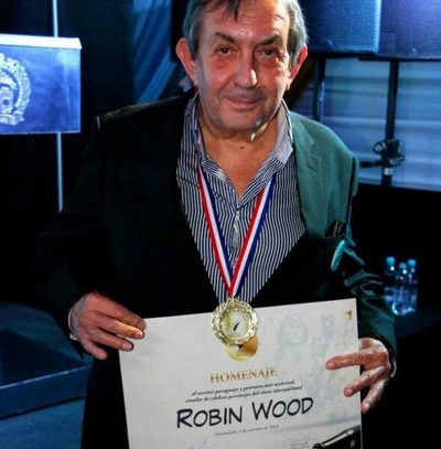 Fallece el escritor paraguayo Robin Wood