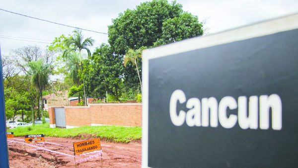 CANCÚN, una de las calles menos paradisíacas de Sanlo