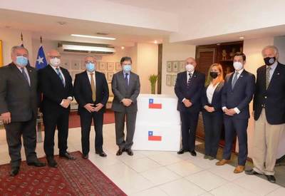 Paraguay recibe cooperación de 100.000 dosis de vacunas de Chile - .::Agencia IP::.