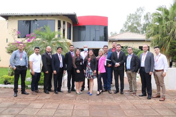 Equipo de transición se instala en la Municipalidad de Salto del Guairá - Nacionales - ABC Color